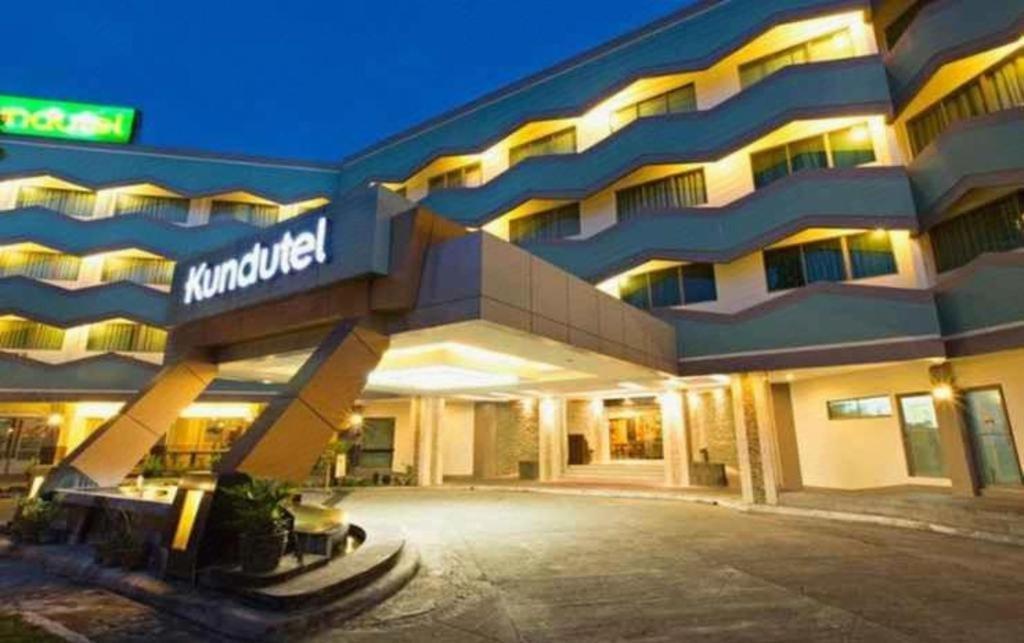 Goldenfield Kundutel Hotel Bacolod Exterior photo